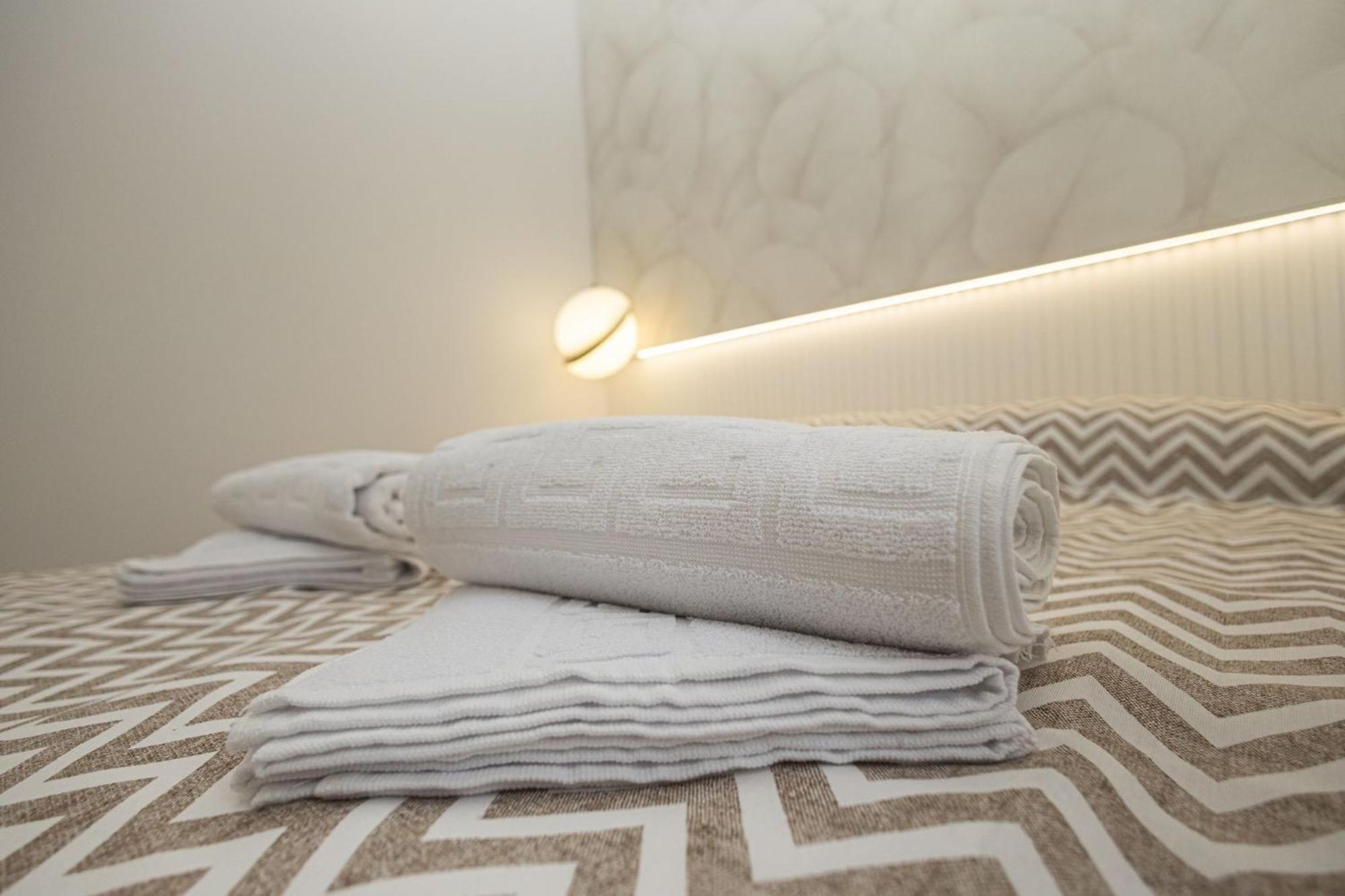 Ra Apartamentos Sevilla Alicante Dış mekan fotoğraf