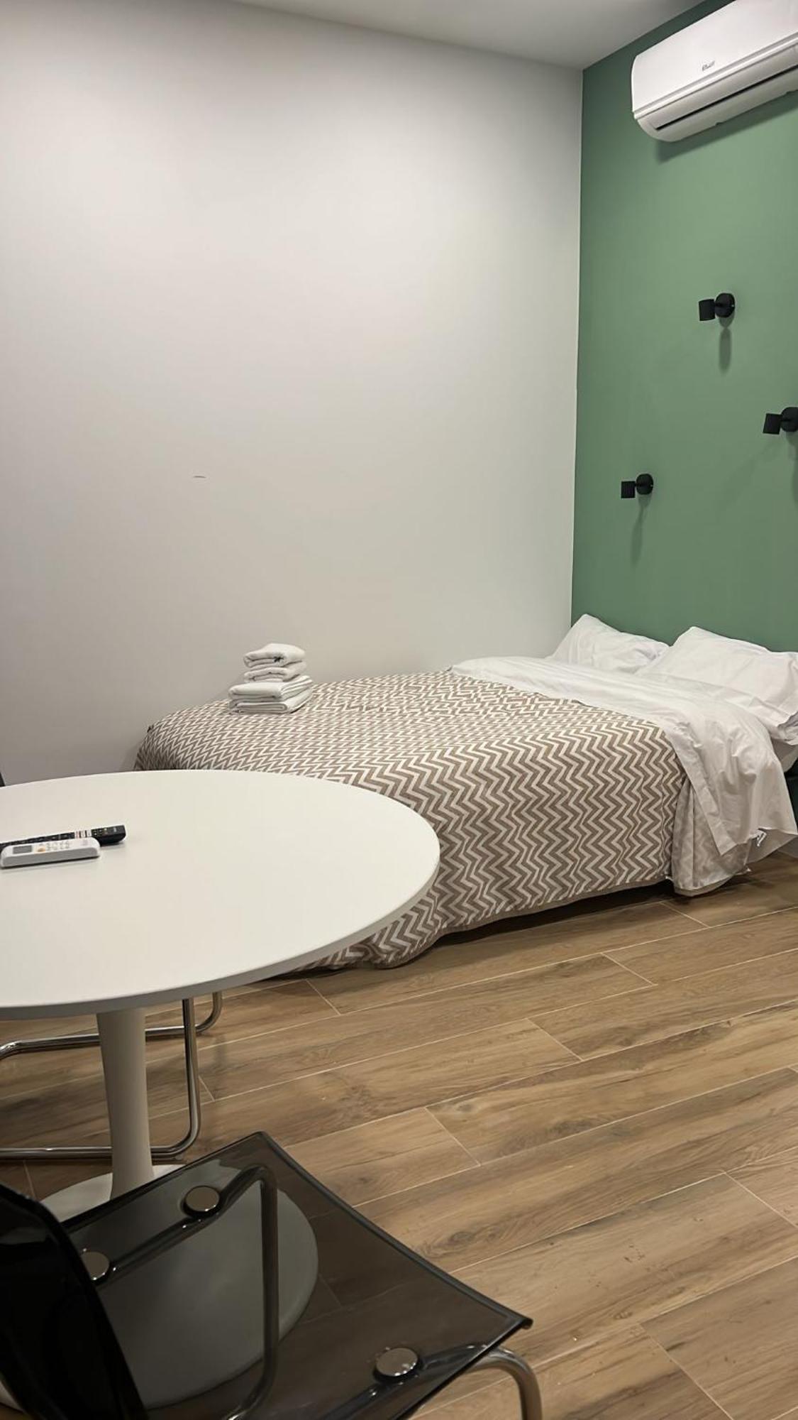 Ra Apartamentos Sevilla Alicante Dış mekan fotoğraf